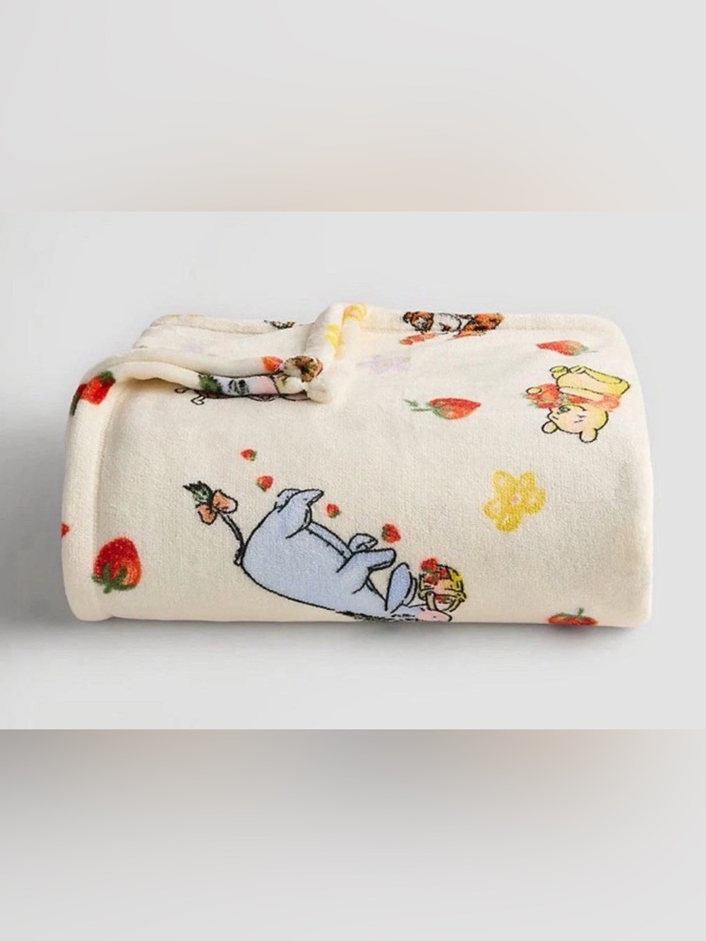 Disney Winnie the Pooh Big One Floral Plush Throw Blanket 5 ft x 6 ft Oversized